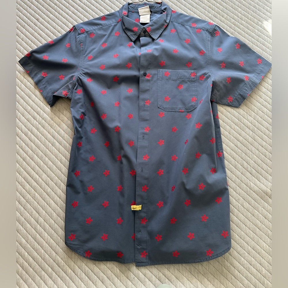 Men’s Large Short Sleeve Button Down